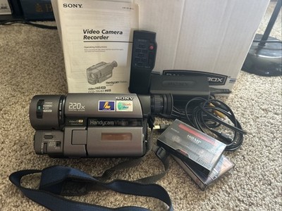 Sony CCD-TRV35E Video Hi8 Handycam Camcorder TESTED & WORKING- Great Condition