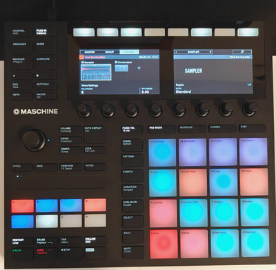 Native Instruments MASCHINE MK3 Groove Production Studio System, Original Cable