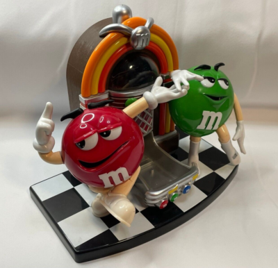 M&M Jukebox Candy Dispenser Rock & Roll Cafe dancing vintage