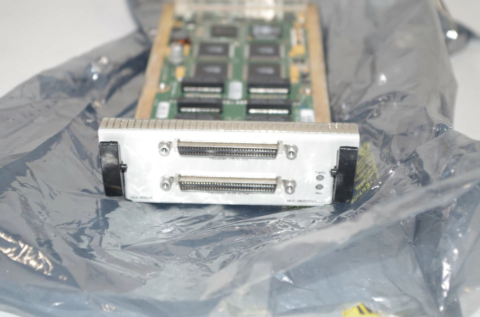 Harris TruePoint NDX-902555 5000 102-902555 MUX 28T1/T3 Foto 2 de 2