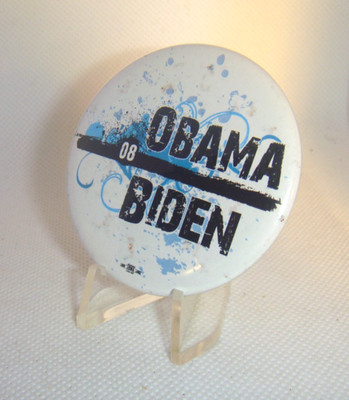 2008 Barack Obama Collectable Presidential Campaign Button OBAMA 08 BIDEN