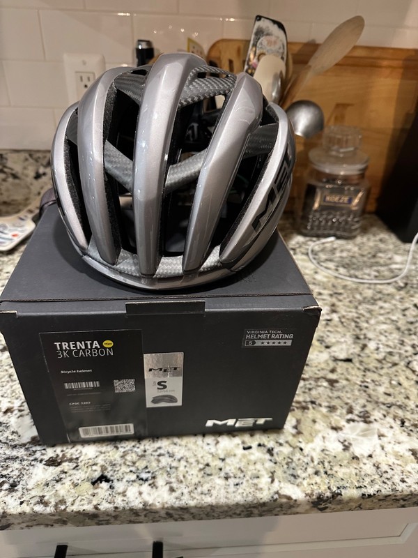 2026 MET Trenta 3K Carbon helmet size Small