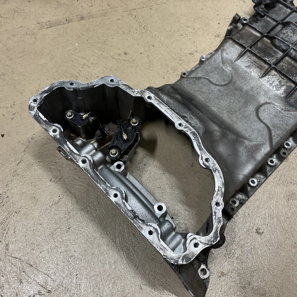 Sección cárter de aceite 12-20 Mercedes superior GL450 SL550 E550 CLS550 X166 2780140200 OEM Foto 4 de 4