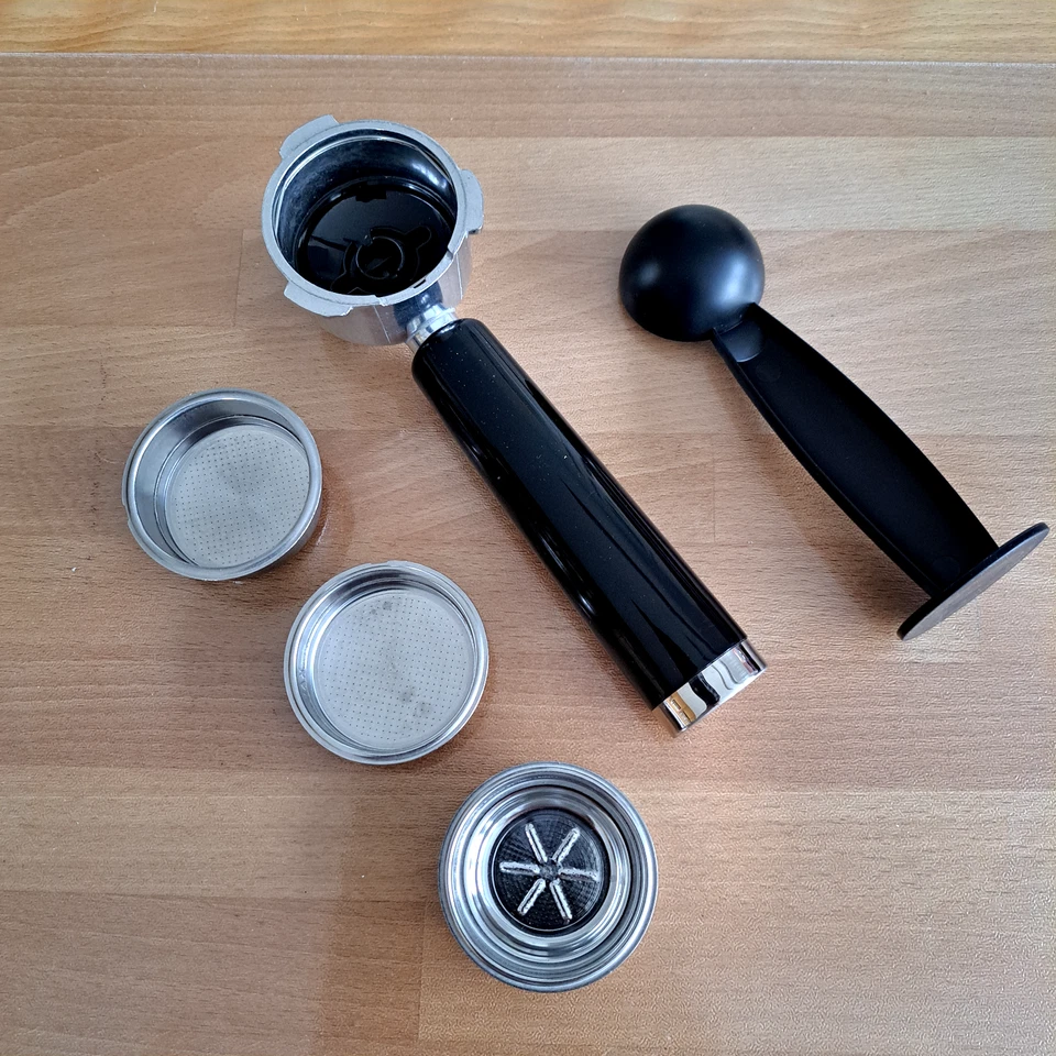 Espresso Siebträgermaschine mit Milchaufschäumer, Piccolo Pro M, Gastroback - Bild 2 von 4