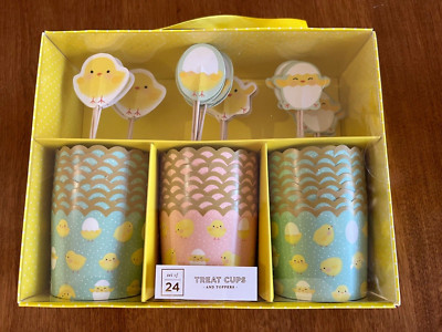 Easter Baking 24 Treat Cups & Picks Chicks & Eggs NEW