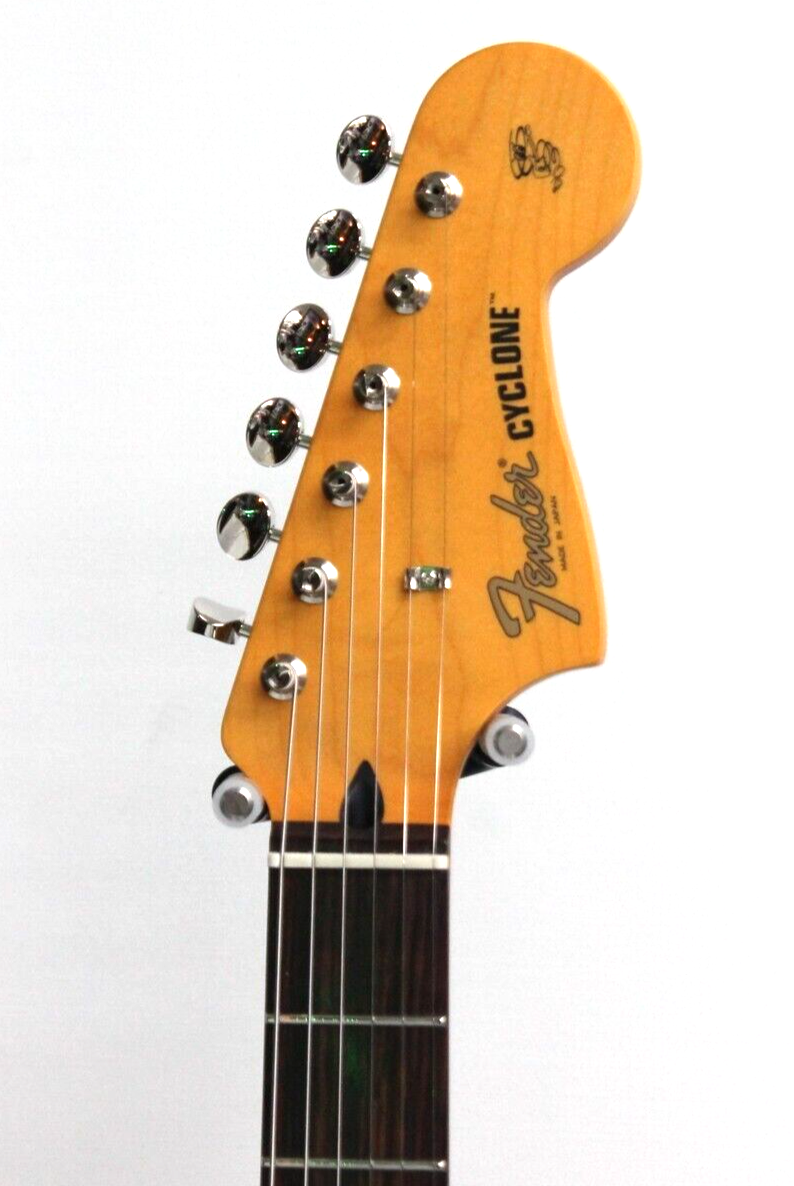 Fender Made in Japan Limited Cyclone Lake Placid Blue Electric