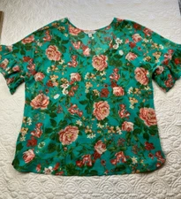 COUNTERPARTS Womens L Floral SS Blouse w/Teal Background & Flutter Sleeves
