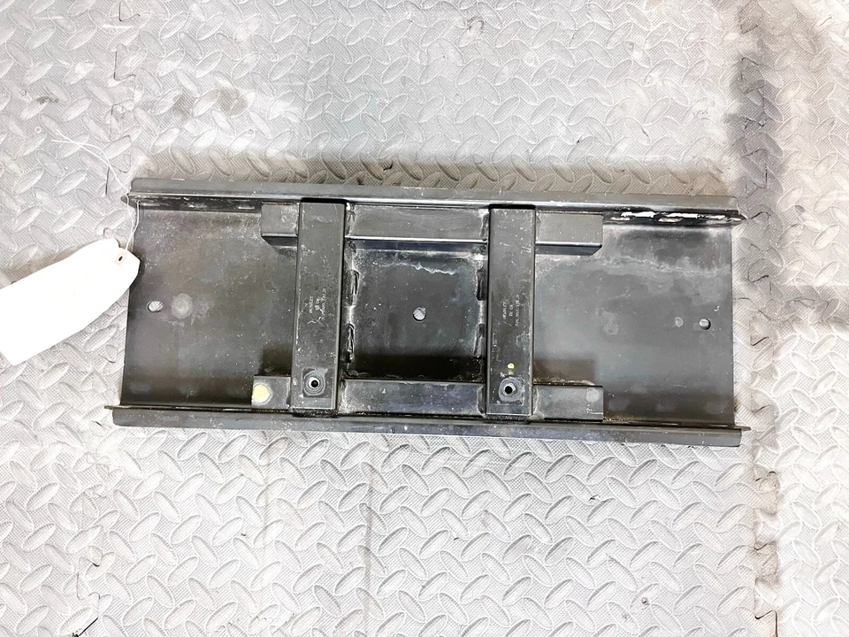 Suporte de painel traseiro 10-20 BENTLEY MULSANNE FABRICANTE DE EQUIPAMENTO ORIGINAL - Imagem 2 de 3