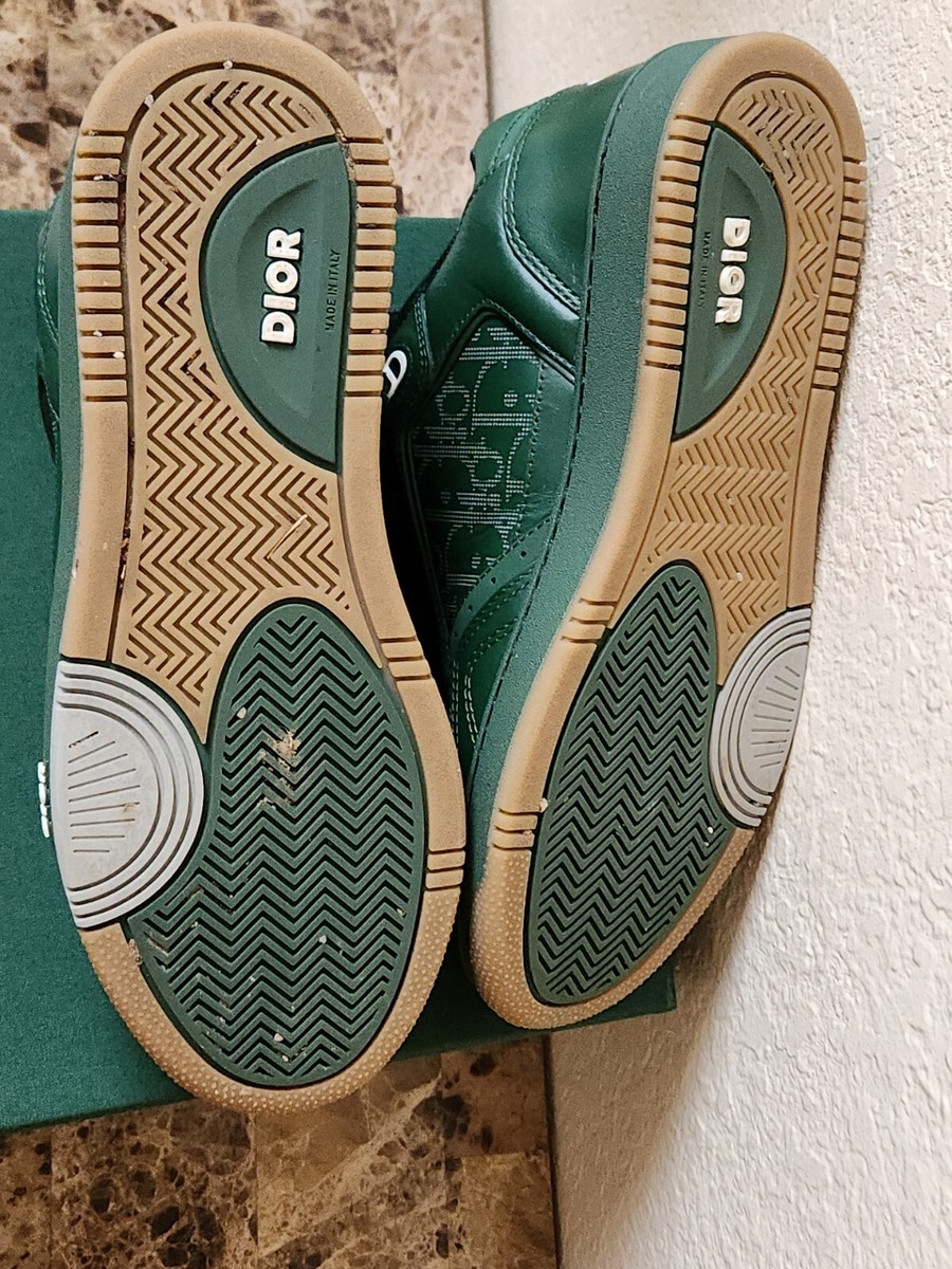 Dior Mens World Tour B27 Size 40 Green Oblique Galaxy  display picture 1