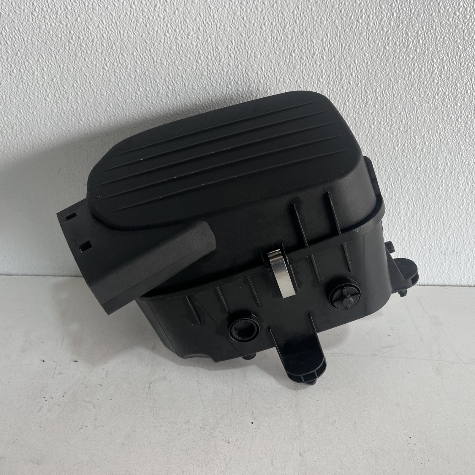 Maserati Ghibli 2014-2019 Right Air box top