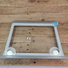 W10905531  Whirlpool Refrigerator Crisper Drawer Cover Shelf Frame w glass