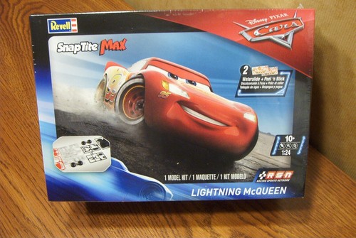 Revell - Disney's Lightning Mcqueen Plastic Model Kit