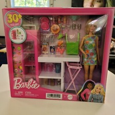Barbie Ultimate Pantry  Doll Playset with 30 plus Food-Themed Pieces