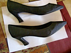 MOOTSIES TOOTSIES COLLECTION BLACK FABRIC, SIZE 6 1/2, 2 1/2" HEEL, VGC — photo 2