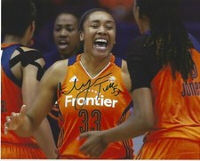 MORGAN TUCK Signed 8 x 10 Photo WNBA Basketball UCONN Huskies Connecticut SUN