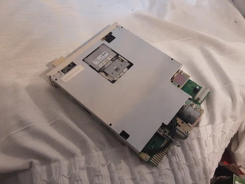 5501 CANON 5.25 INCH FLOPPY DRIVE 1/3 HEIGHT. REF:CD_20