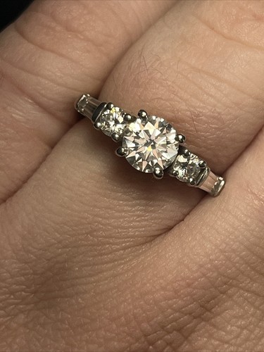 Stunning White Gold Moissanite Ring Size 6.5. 1.6 Carat Weight. - Picture 5 of 19