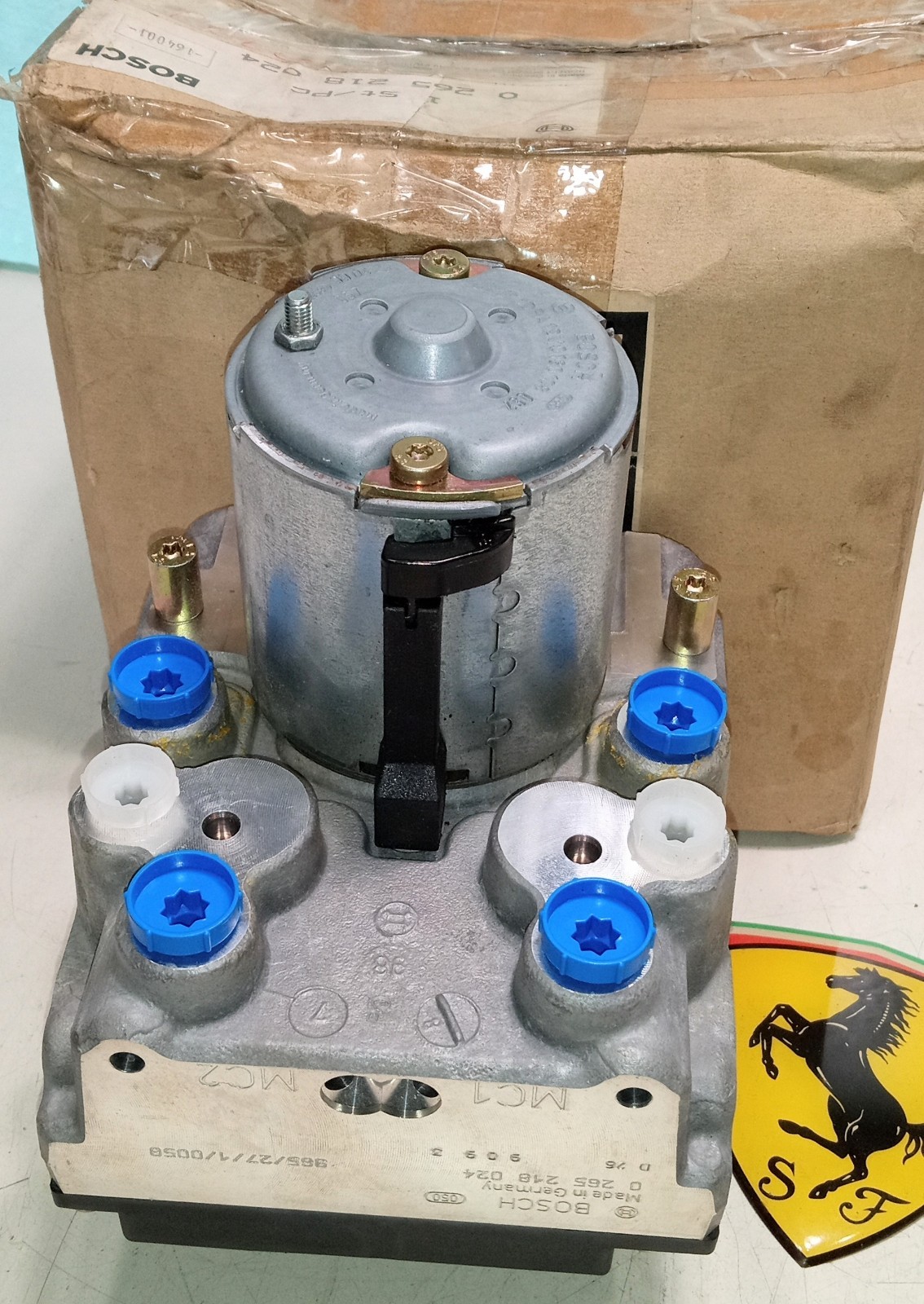 Ferrari  456 Brake ABS ASR Anti-Lock Hydraulic Control Unit Assembly_164001_550