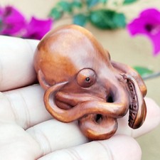 G8566 - 2" Hand Carved Boxwood Netsuke Figurine - Pretty Octopus