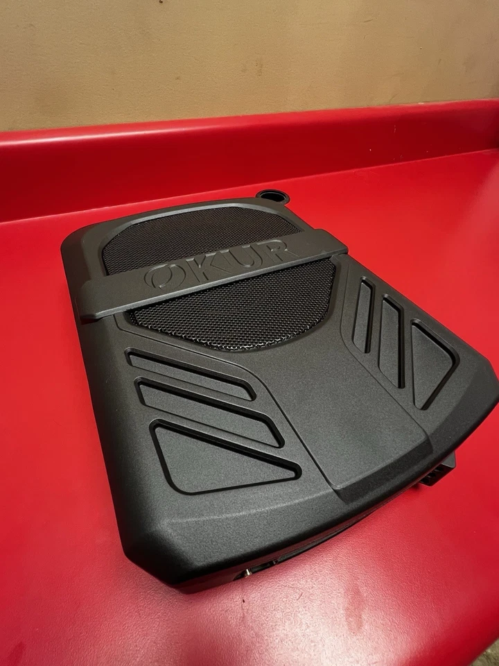 Subwoofer y amplificador OKUR/Db Drive de 10 pulgadas cerrado, 600 vatios, ¡BAJOS DE CALIDAD! Foto 4 de 4