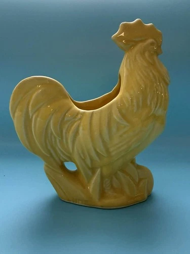 [MINT] McCoy Yellow Rooster Planter