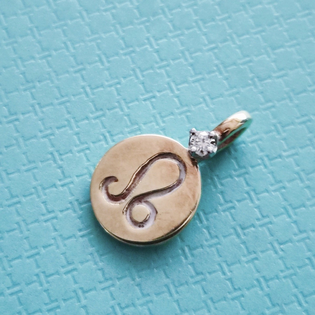 RARE Vintage Tiffany & Co. 14k Yellow Gold Diamond Leo Zodiac
