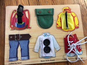 melissa and doug zipper buckle button