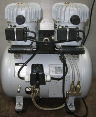 GAST JUN-AIR OIL LUBRICATED LAB COMPRESSOR 40 LITER ORIGINAL'' QUIET COMPRESSOR''