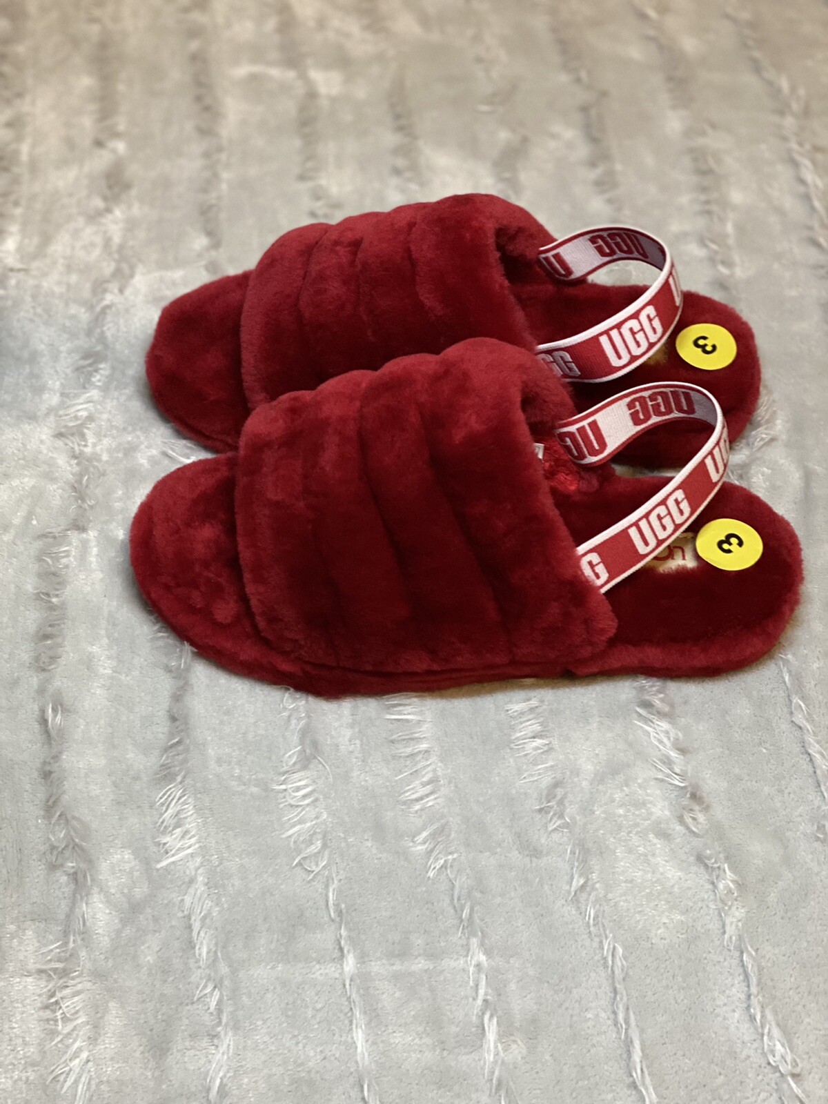 UGG Fluff Yeah Slide Red Color Junior Girls Size 3. | eBay