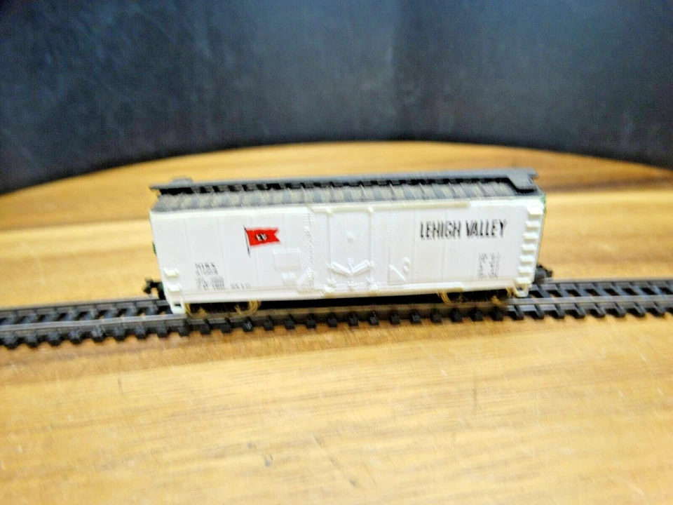 Vagão caixa modelo hobby ferrovia Con Cor escala N 50' Lehigh Valley NIRX 41003 - Imagem 4 de 4