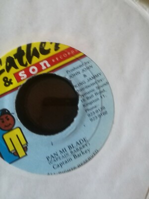  7'' CAPTAIN BARKEY / PAN MI BLADE / FATHER & SONS RECORDS/ REGGAE/ DANCEHALL