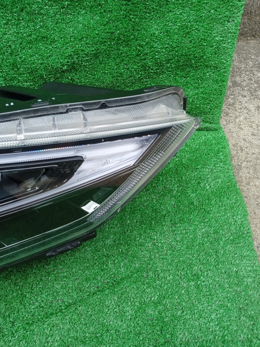 Genuine Hyundai i30 2020- Adaptive Headlight Right Side G492113020  