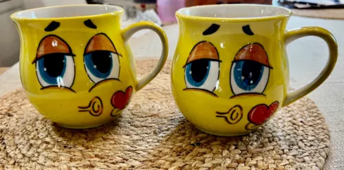 Set Of 2 Polish Pottery Boleslawiec Ceramika Bolesławiec Mugs.  20 Oz. Cute!
