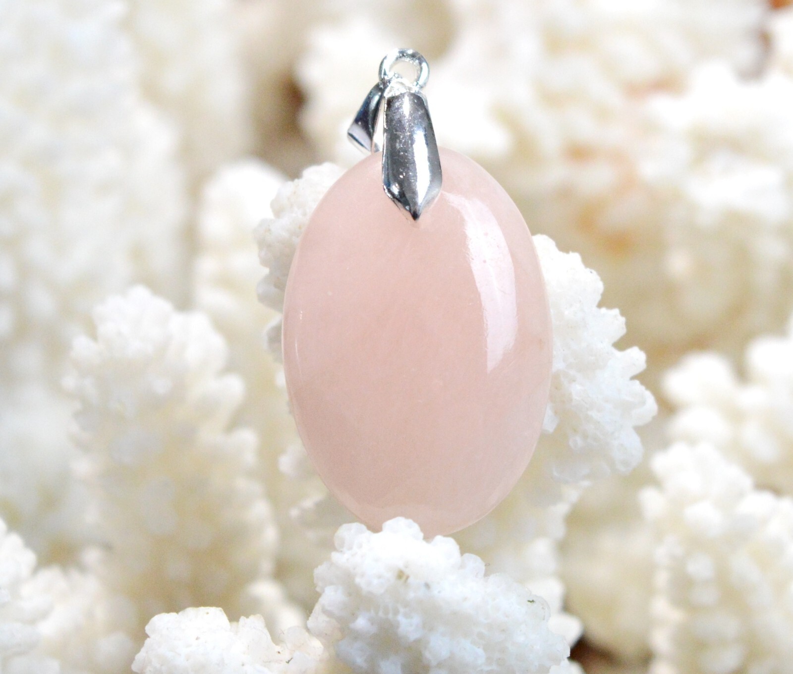 Morganite 30 carats pendentif cabochon pierre naturelle Pakistan EI37 rose