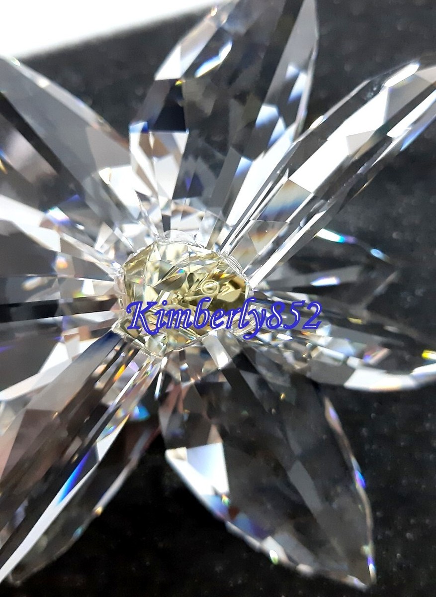 Swarovski Flower-Lily Light Yellow/Clear Crystal Authentic NEW
