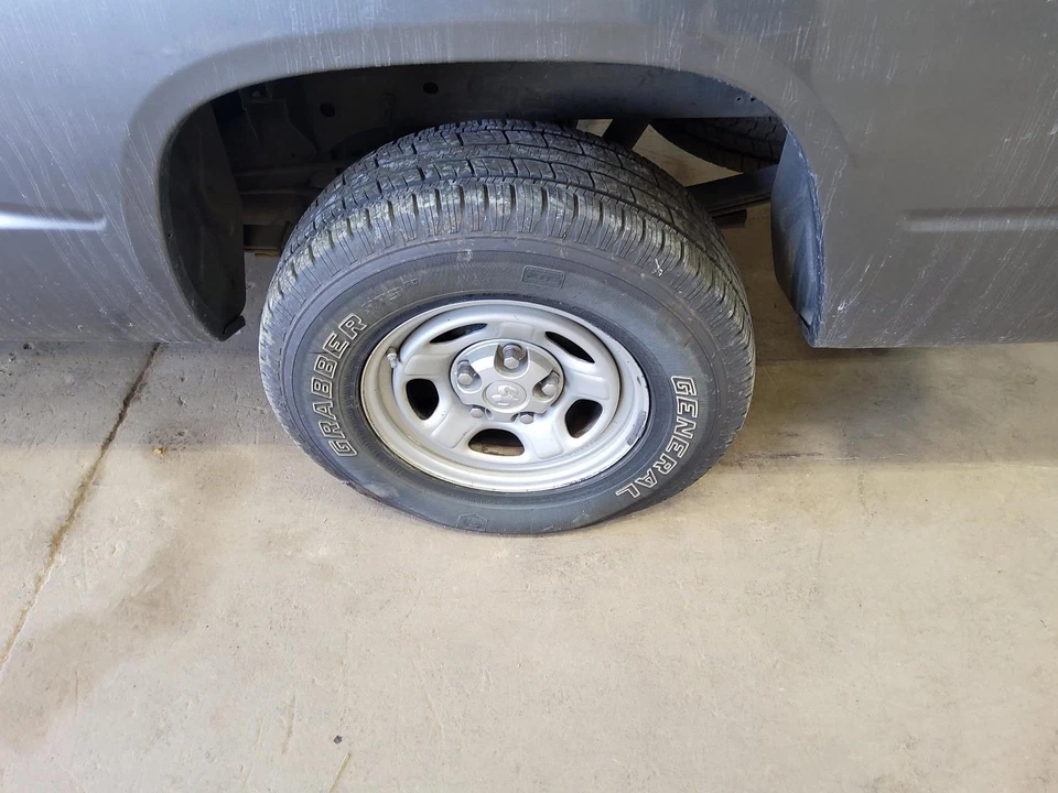 Motor de arranque usado para: Dodge Dakota 2008 4,7 L MT grado A Foto 2 de 4