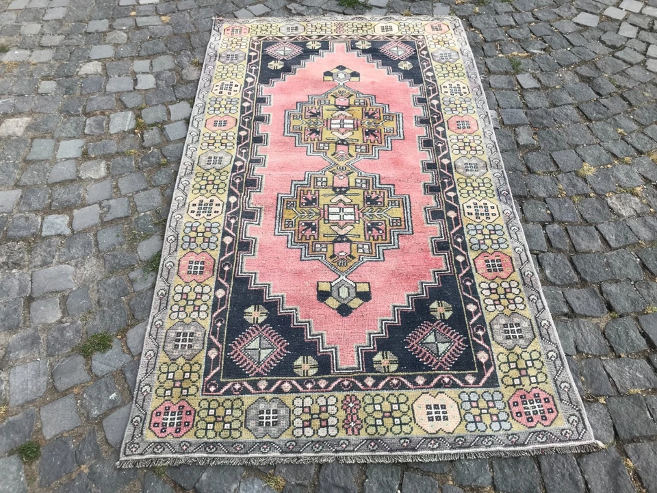 Bohemian Area Rug Handmade Wool Rug Turkish Vintage Traditional Rug 3,7 x 6,6 ft - Image 4 of 4
