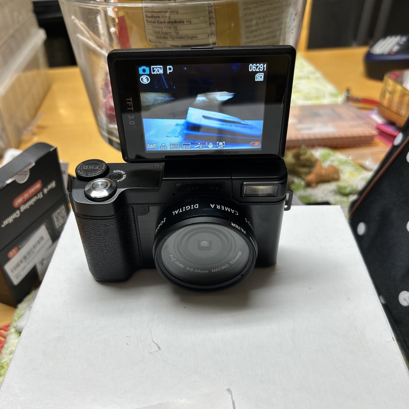 CMOS Camera Digital Zoom TFT 3.0 Tested works great, Holds charge.