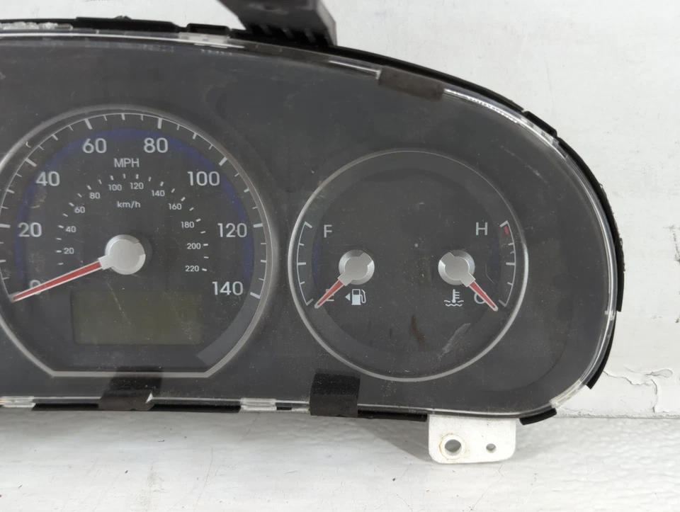 2010-2012 Hyundai Santa Fe Speedometer Instrument Cluster Gauges H8WGF - Image 4 of 4