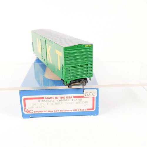 E&C Shops HO Missouri Kansas Texas MKT 50' PS-1 Single Door Box Car Kit 0211 - Picture 4 of 5