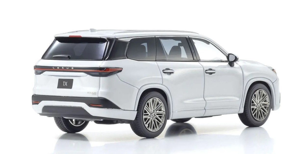 Kyosho KS03923PW 1/43 Lexus TX 350 Platinum White Diecast Model