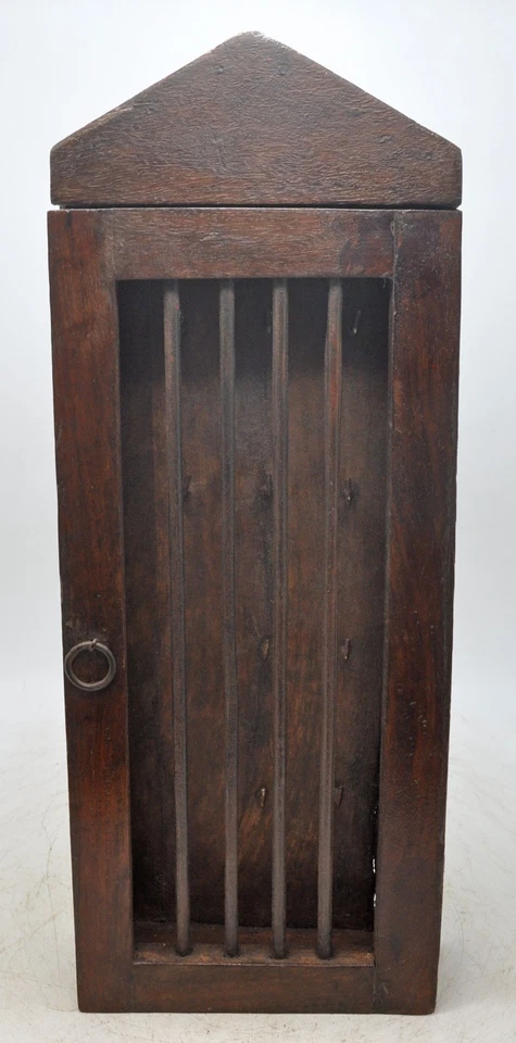 Armario colgante de llave de madera vintage para decoración de pared original antiguo hecho a mano Foto 3 de 4