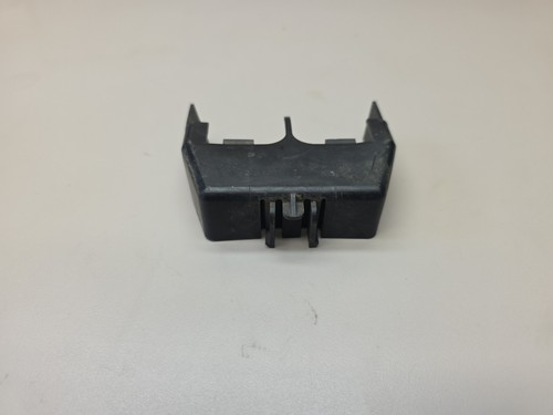95-96 Jeep Cherokee XJ OEM Under Hood Fuse Relay Panel Power Connection Cover - Picture 3 of 6