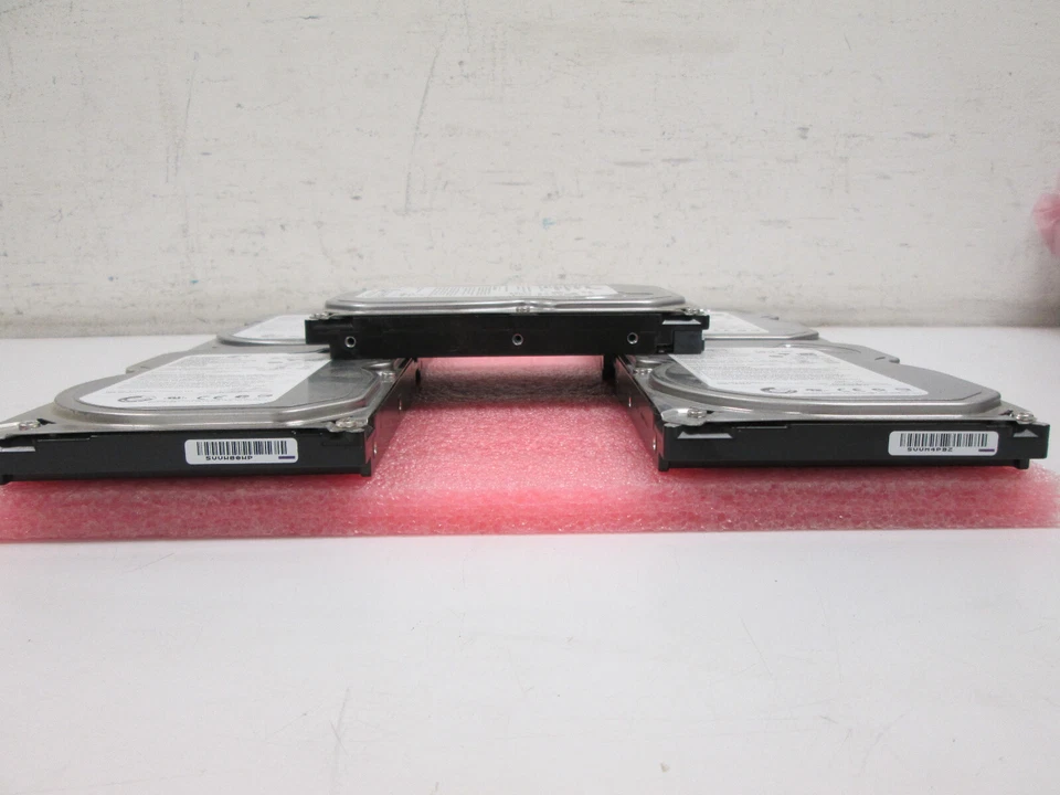 Lot of 5 Seagate Various Model 3.5mm 500GB HDD Thin Drives - Image 4 of 4