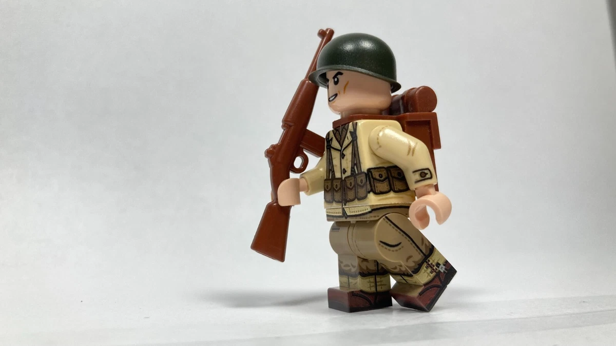 LEGO WW2 US PARATROOPER 100% LEGO with The Minifig CO Torso/legs Brickarms  Rifle