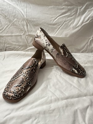 Vince Camuto Brynna Snake Print Loafer Leather Slip On 8.5 Flat Shoe Preppy