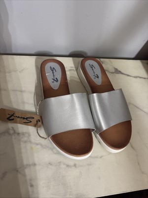 Seven7 Pearl Superflex Silver Slide Sandals #1053 Womens Size 7