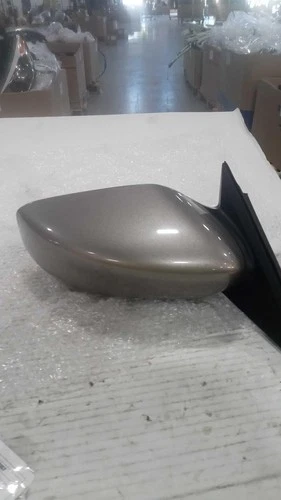 Used Right Door Mirror fits: 2015 Nissan Altima Power Sdn non-heated w/o LED tur