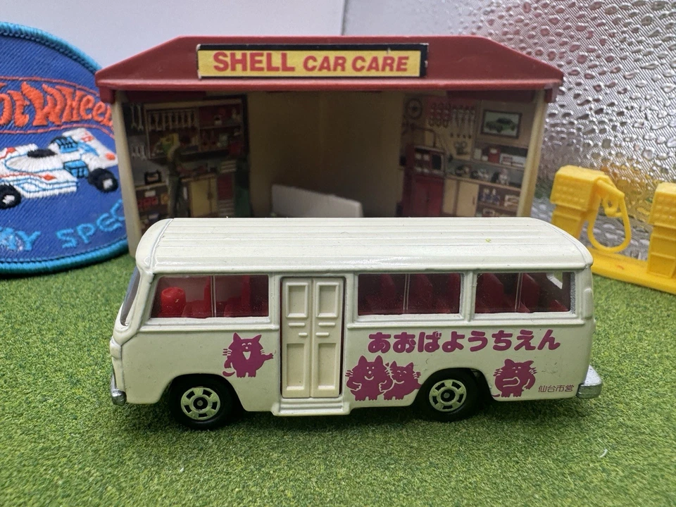 Tomica Mitsubishi Rosa Kindergarten Bus No. 60 White Japan NM VTG Tomy 1/84 RARE - Image 3 of 4