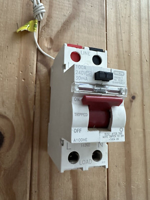 MEM A100HE/AD100HE 100A 30MA DP RCD HAUPTSCHALTER 2 POLIG